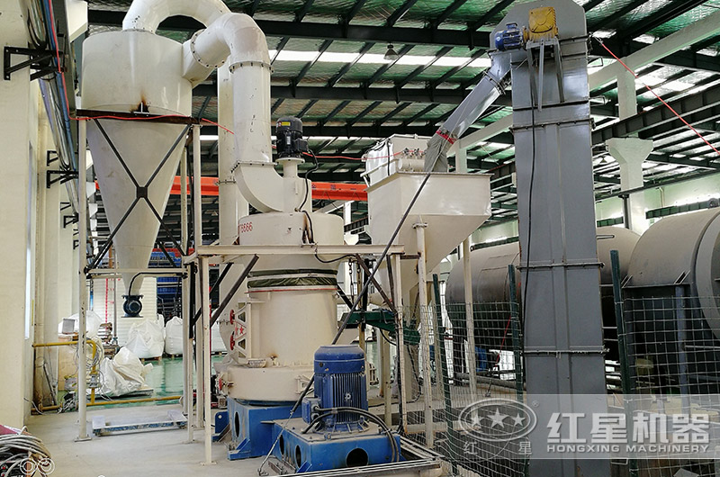 超細立式磨粉機環保現場